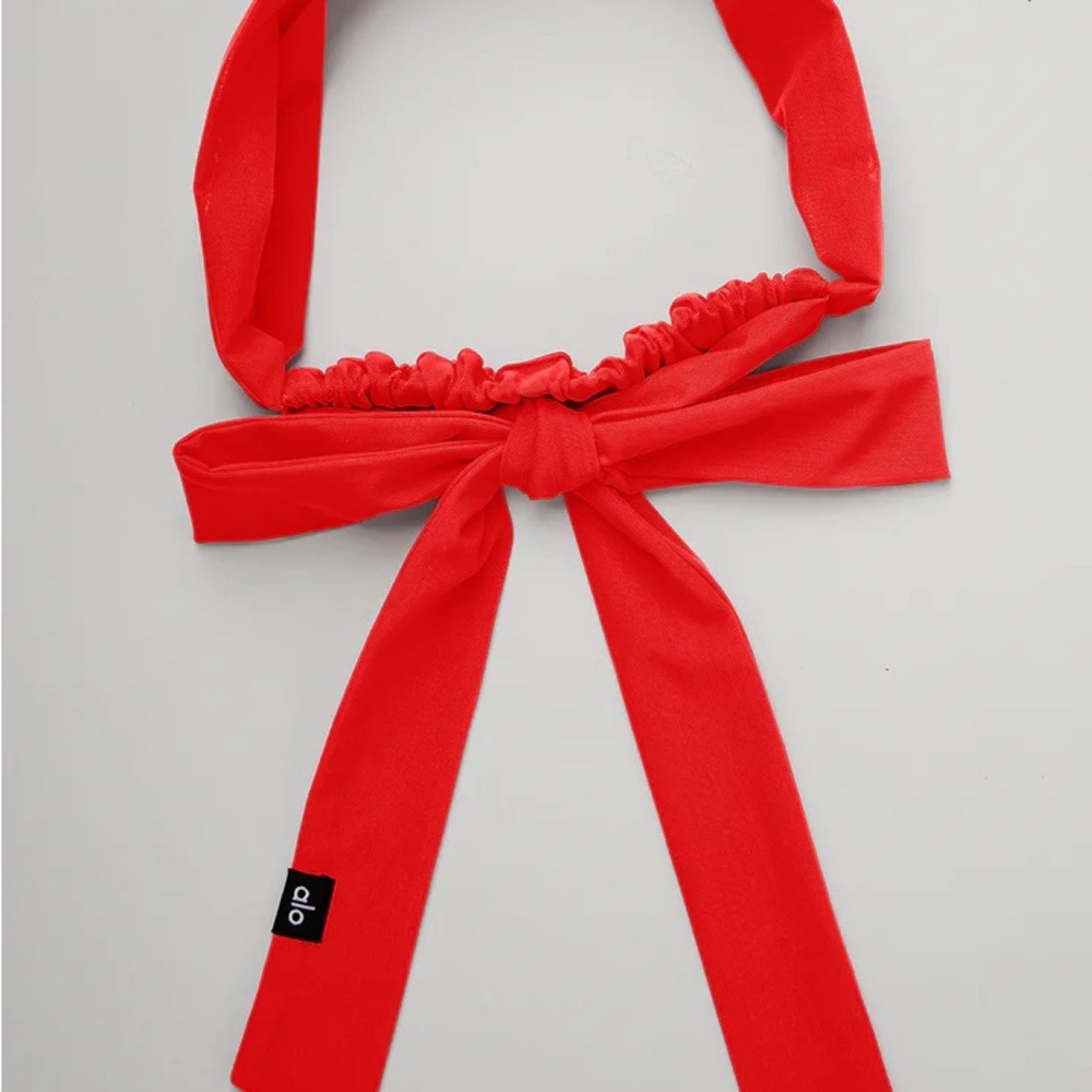 ALO Yoga Fresh Mesh Tie Headband - Red Hot Summer
